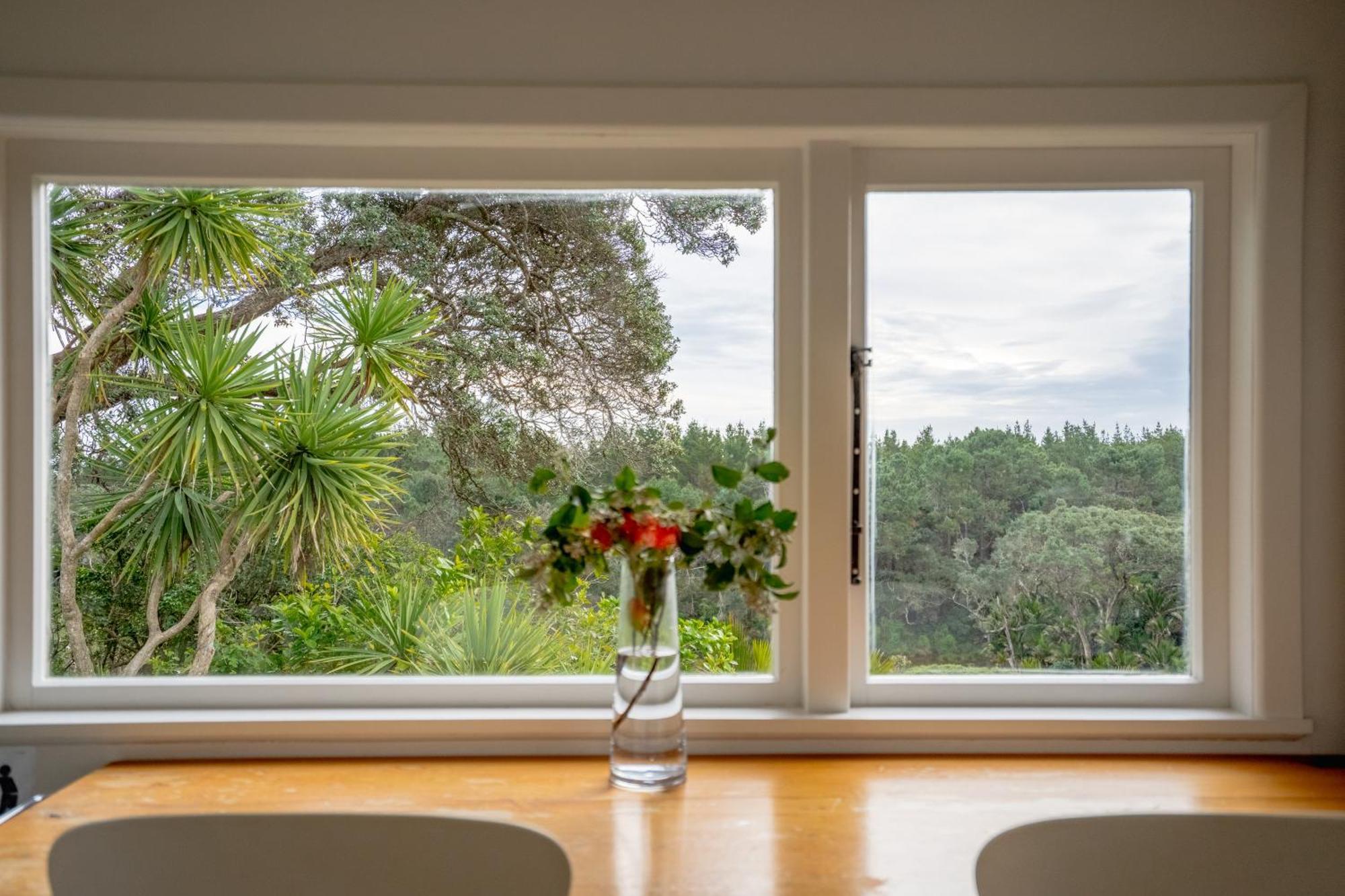 Muriwai Lodge Exterior foto